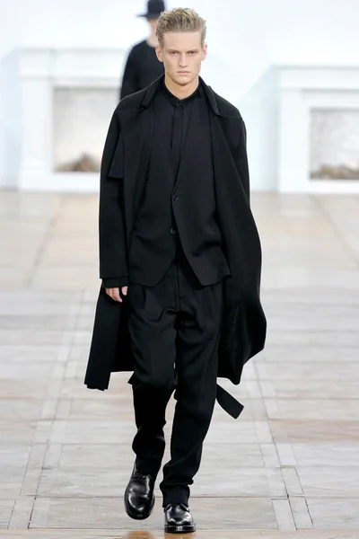 Look 34